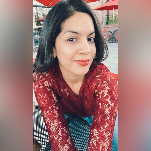 Meet your seller! Hi I’m Michelle 🫶🏻 - Picture 7 of 16